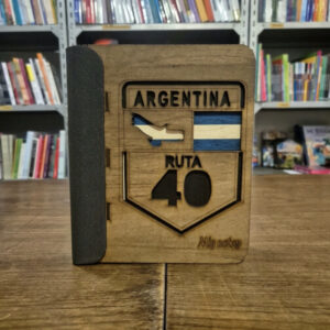 LIBRETA RUTA 40 CON TAPA DE MADERA